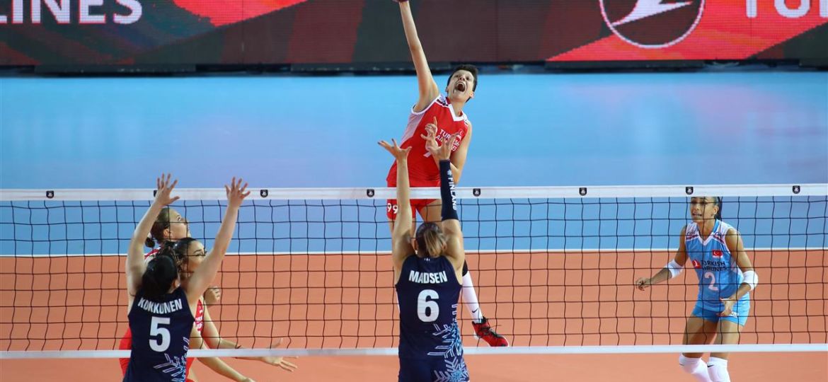 Lentis lentopallo naiset FIVB